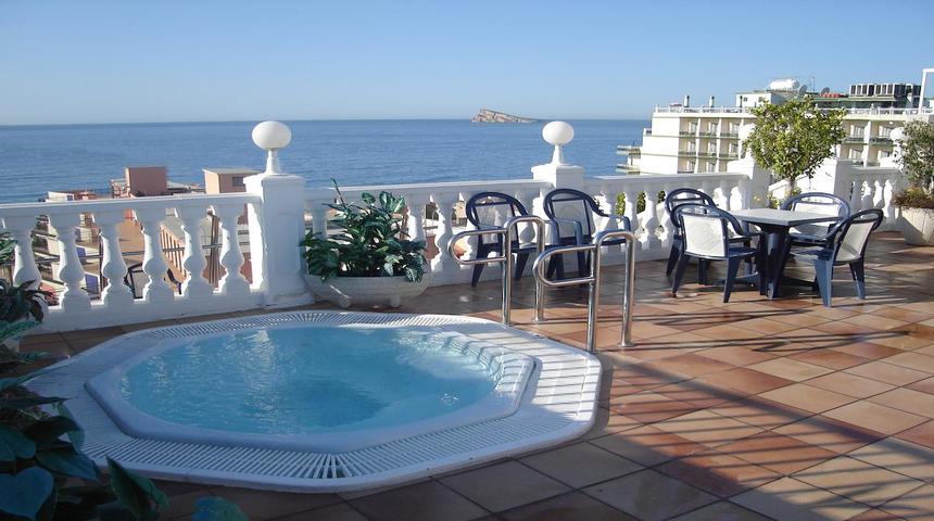 Avenida Terrace