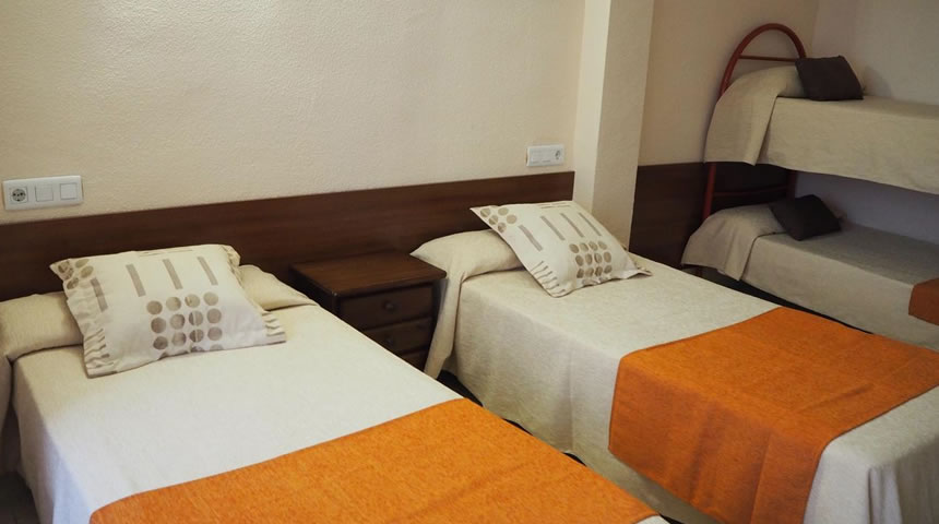 Hotel Andalucia Bedroom2
