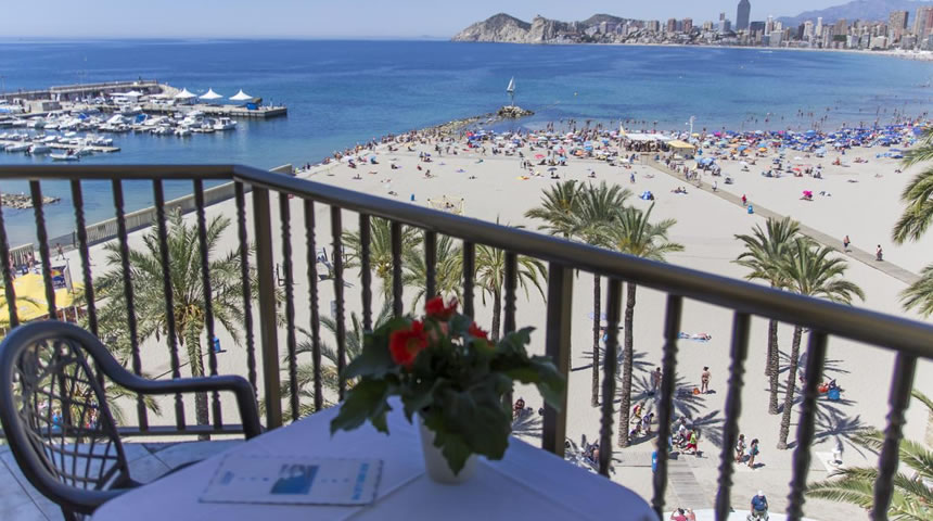 Hotel Colon Balcony