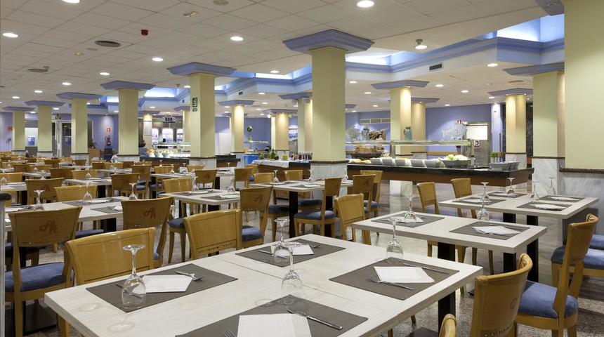 Hotel Marina Dining Area
