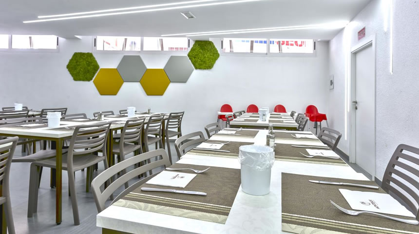 Hotel Montesol Dining Area