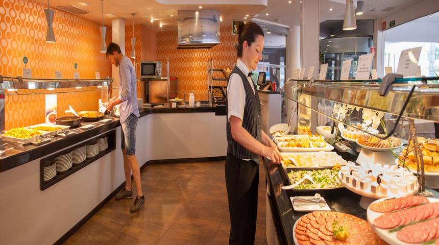 Hotel RH Royal Kitchen
