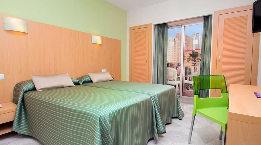 Hotel Servigroup Pueblo Benidorm Bedroom