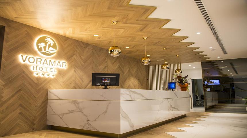 Hotel Voramar Reception