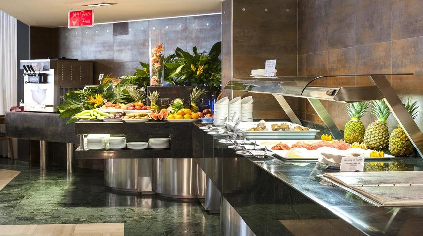 Sandos Monaco Kitchen