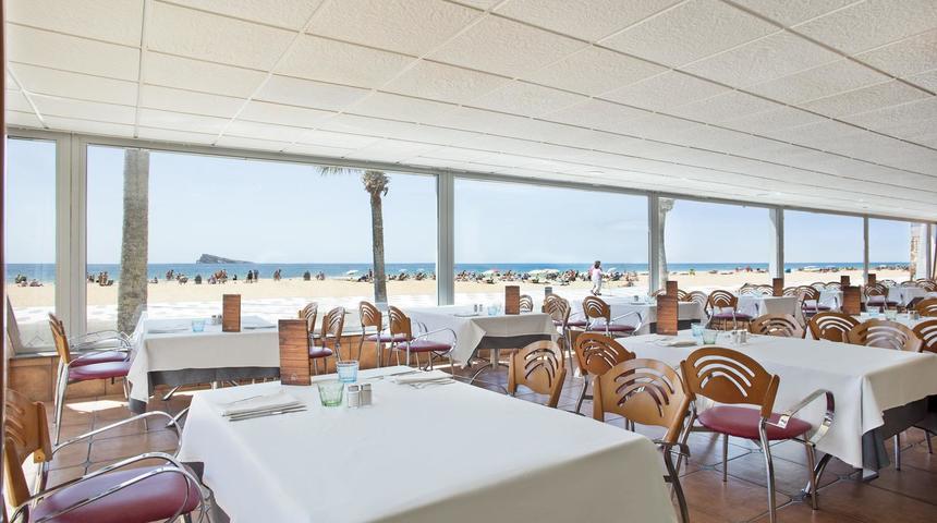 Sol Costablanca Dining Area